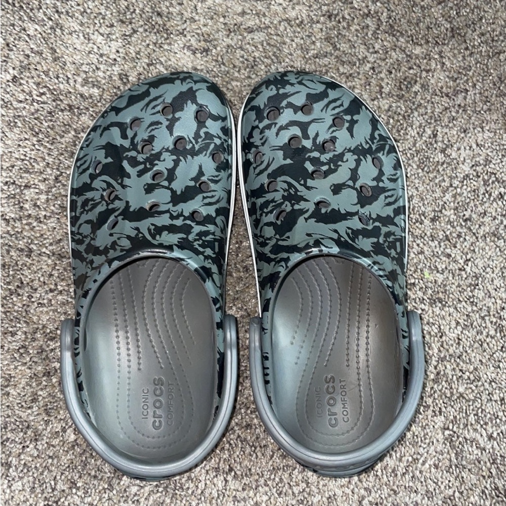 Crocs